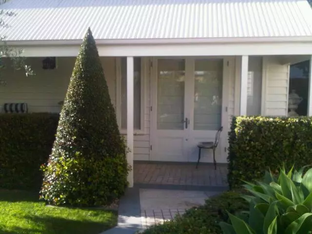 オーシャンビュースイート, Apollo Bay Guest House