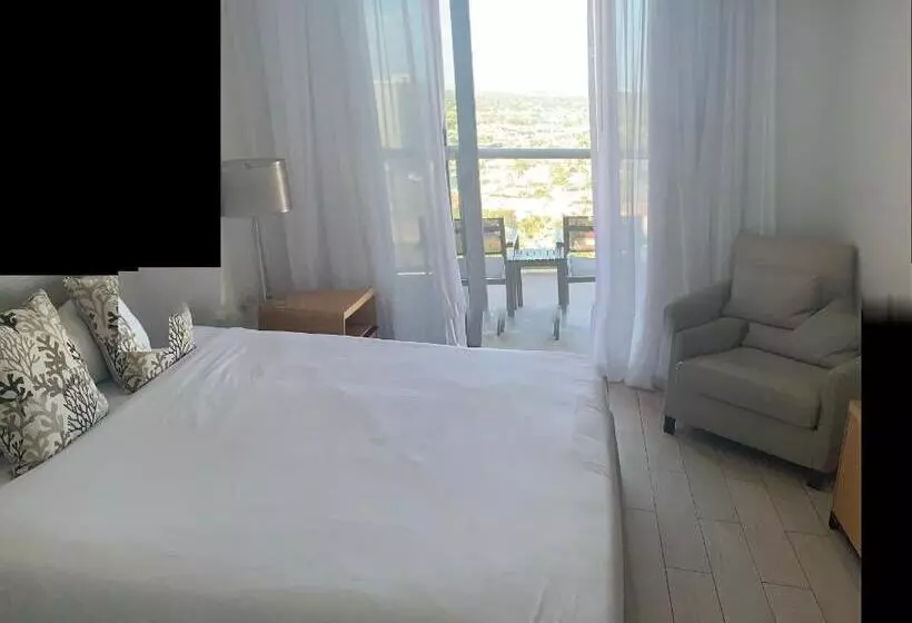 スイート, Beachwalk Elite Hotels And Resorts