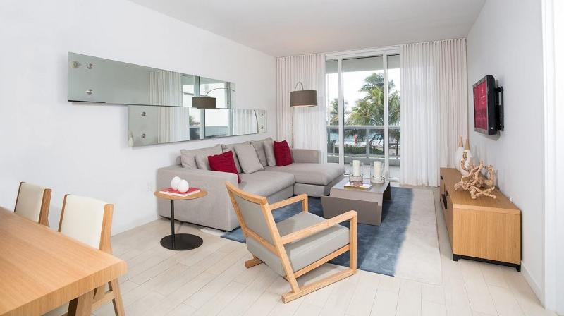 Люкс, Beachwalk Elite Hotels And Resorts