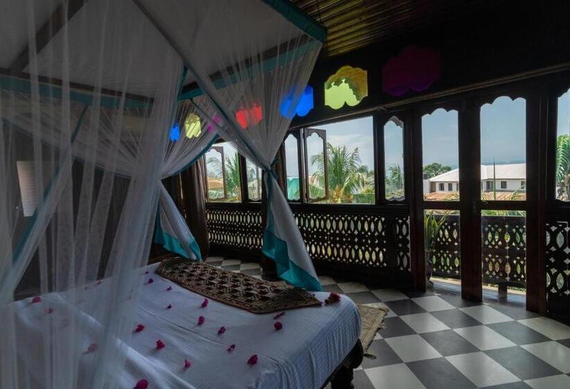 اتاق لوکس با چشم‌انداز دریا, Dhow Palace