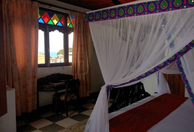 اتاق استاندارد یک نفره, Dhow Palace