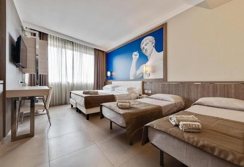 חדר משפחתי, Eracle