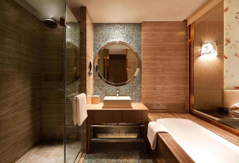 비즈니스룸, Four Points By Sheraton Luohe