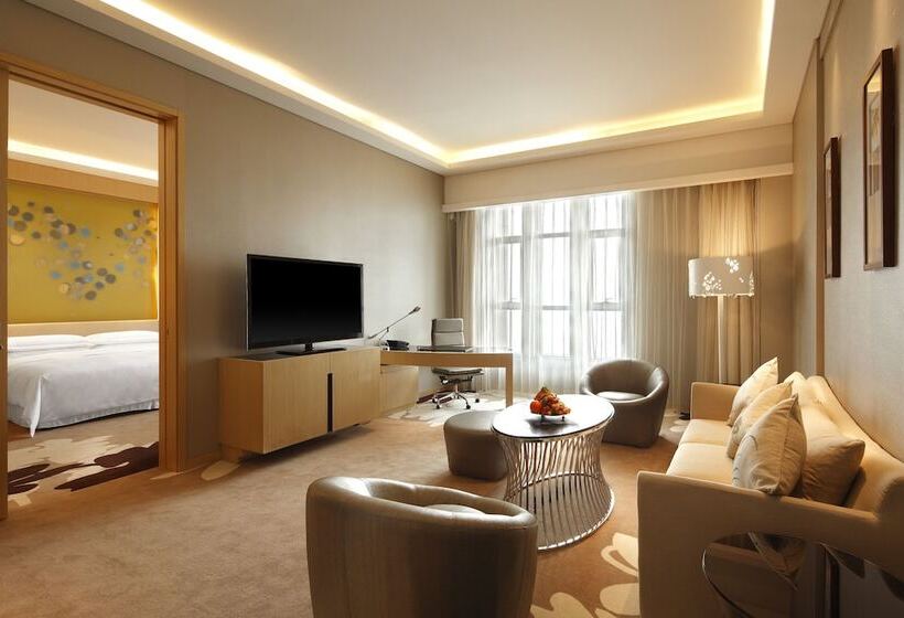 Pokój Comfort, Four Points By Sheraton Luohe