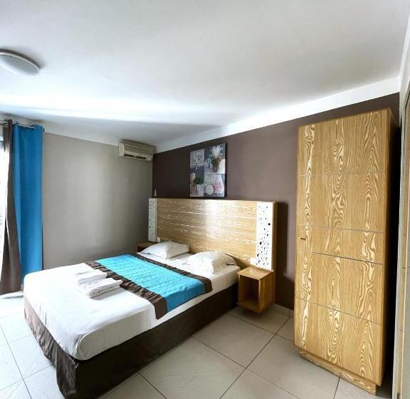 اتاق استاندارد یک نفره, Hôtel Select   Réunion