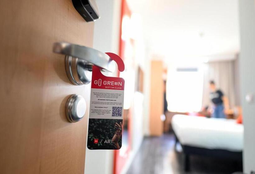 اتاق استاندارد, Ibis Skopje City Center