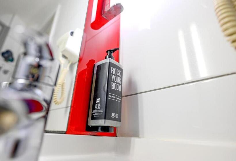 اتاق استاندارد, Ibis Skopje City Center