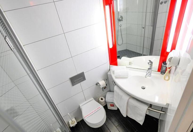 اتاق استاندارد, Ibis Skopje City Center