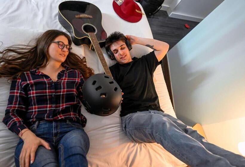 اتاق استاندارد, Ibis Skopje City Center