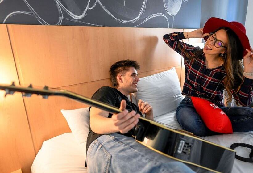 اتاق استاندارد با تخت دوبل, Ibis Skopje City Center