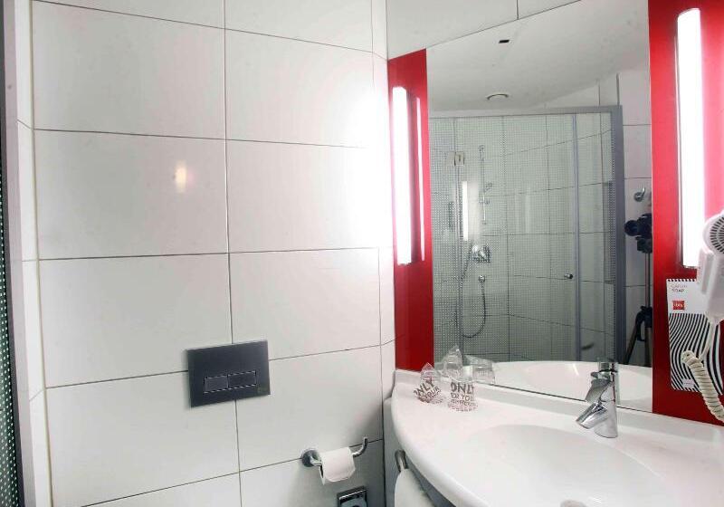 اتاق استاندارد با تخت دوبل, Ibis Skopje City Center