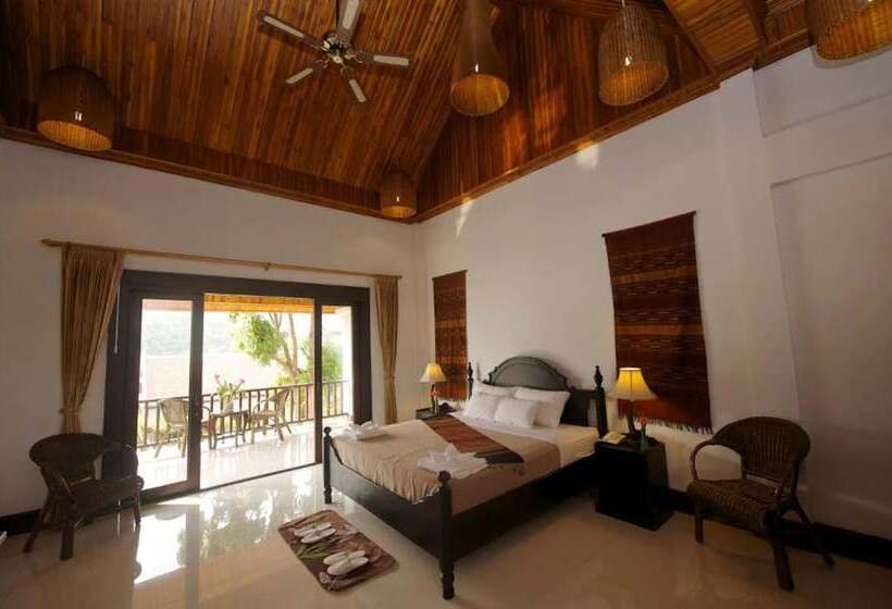 غرفة ديلوكس مطلة على الجبل, Nam Ou Riverside Hotel & Resort