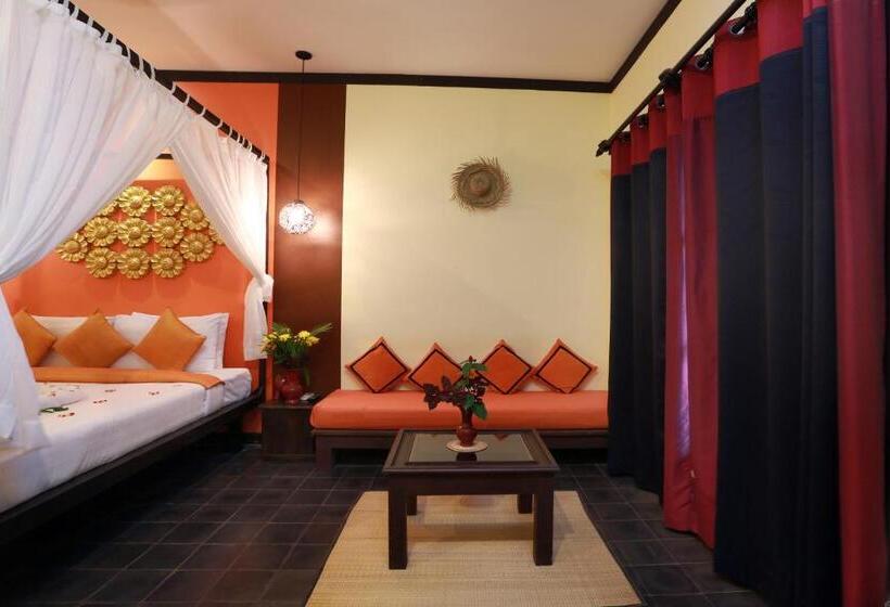 プールビュージュニアスイート, Residence Indochine D'angkor