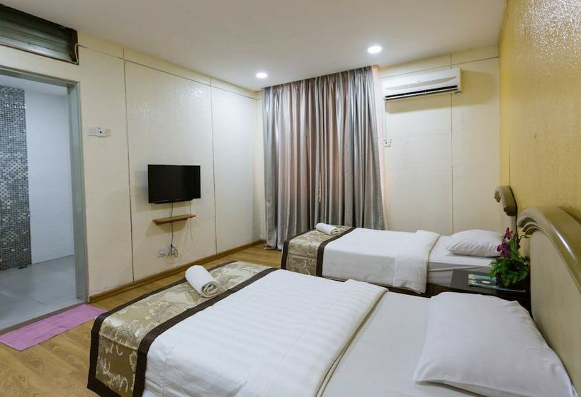 Superior Room, Sabrina Court