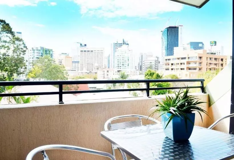 バルコニー付２ベッドルームアパートメント, Spring Hill Mews Apartments