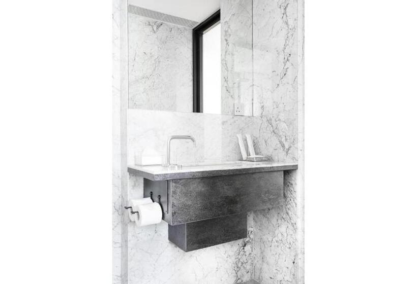 اتاق راحتی, Tuve