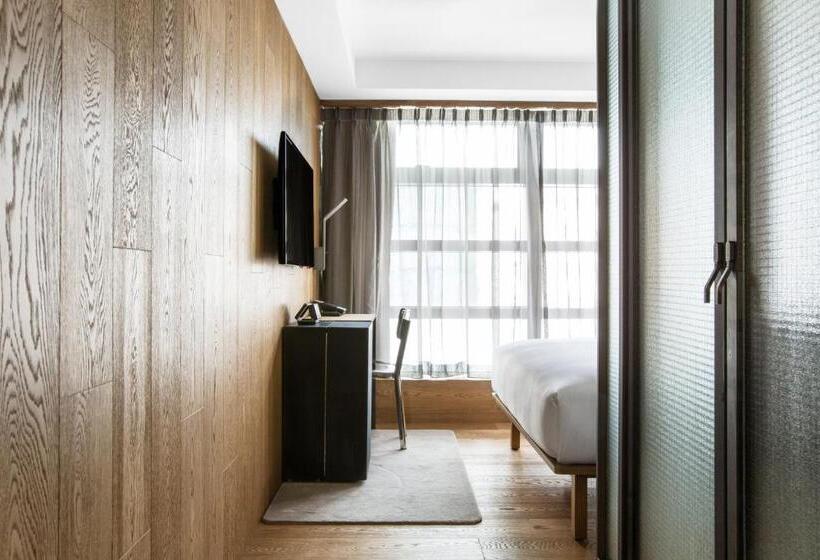 اتاق راحتی, Tuve