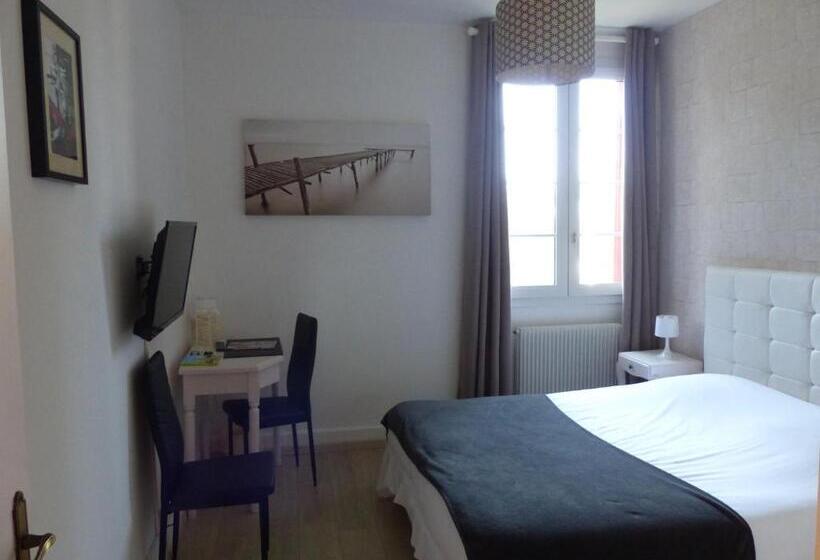 Номер Комфорт, Logis Hotels   Au Colombier Du Touron