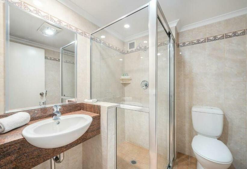 חדר סטנדרט לשלושה, Heritage Inn Bathurst