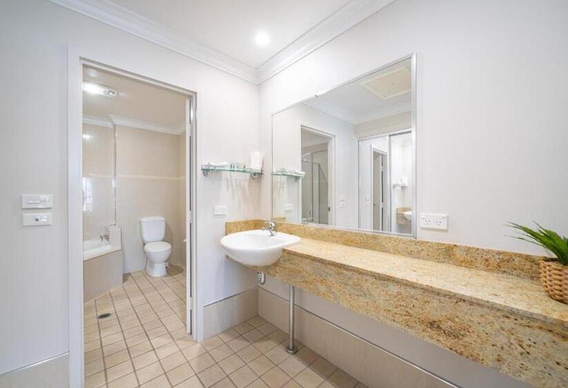 Апартаменты 1 Спальня, Heritage Inn Bathurst