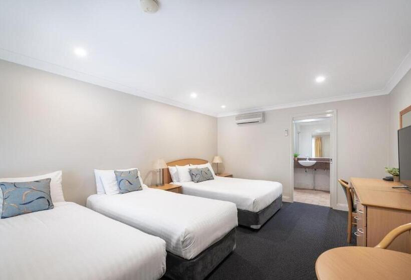 חדר משפחתי, Heritage Inn Bathurst