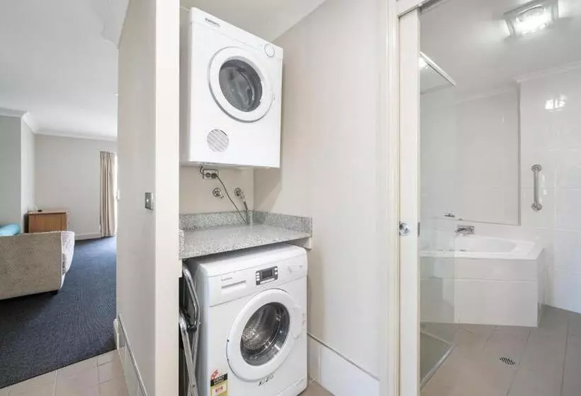 一ベッドルームエクゼクティブアパートメント, Heritage Inn Bathurst