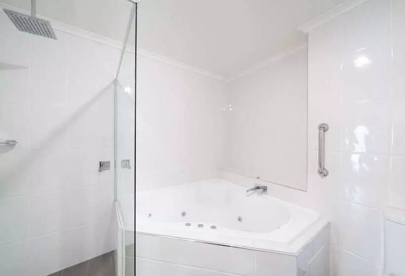 一ベッドルームエクゼクティブアパートメント, Heritage Inn Bathurst