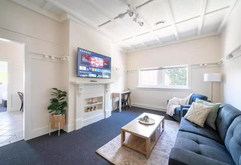 ３ベッドルームハウス, Heritage Inn Bathurst