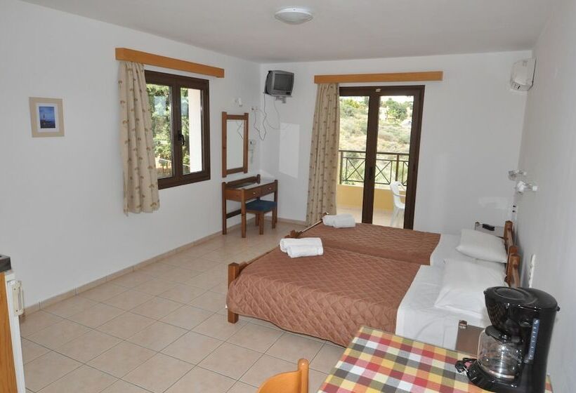استودیوی استاندارد, Pennystella Apartments