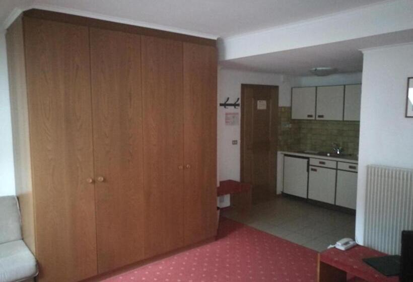 شقة غرفة واحدة, Residence Terentis