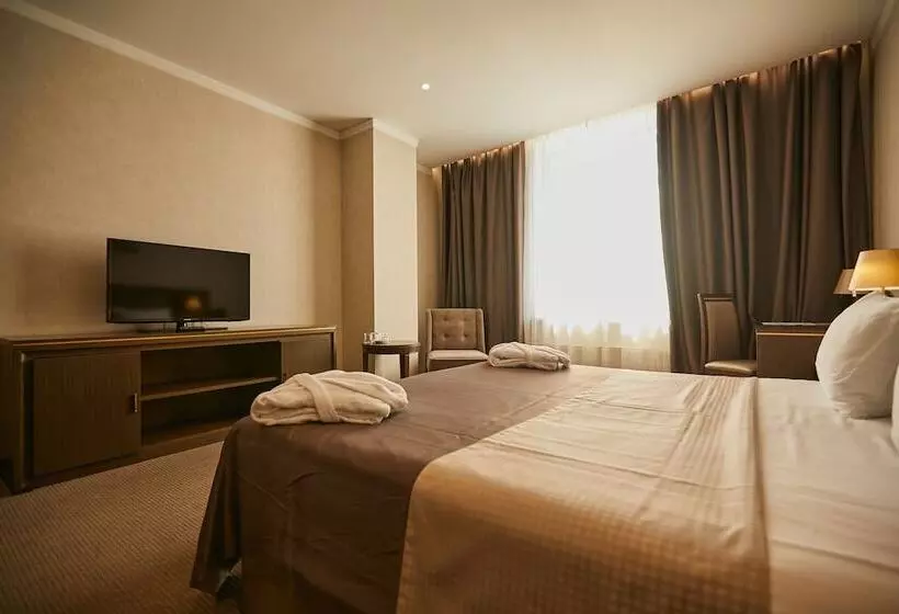 スイート, Sk Royal Hotel Tula