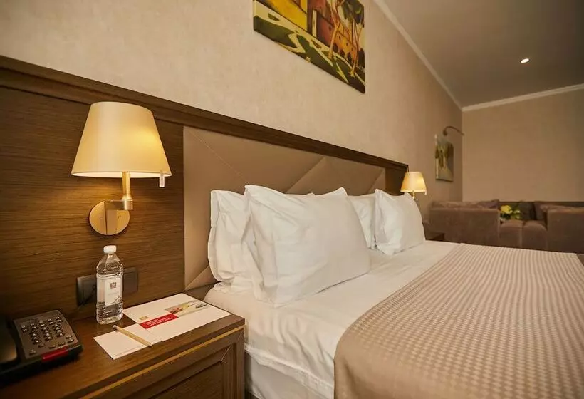 スイート, Sk Royal Hotel Tula