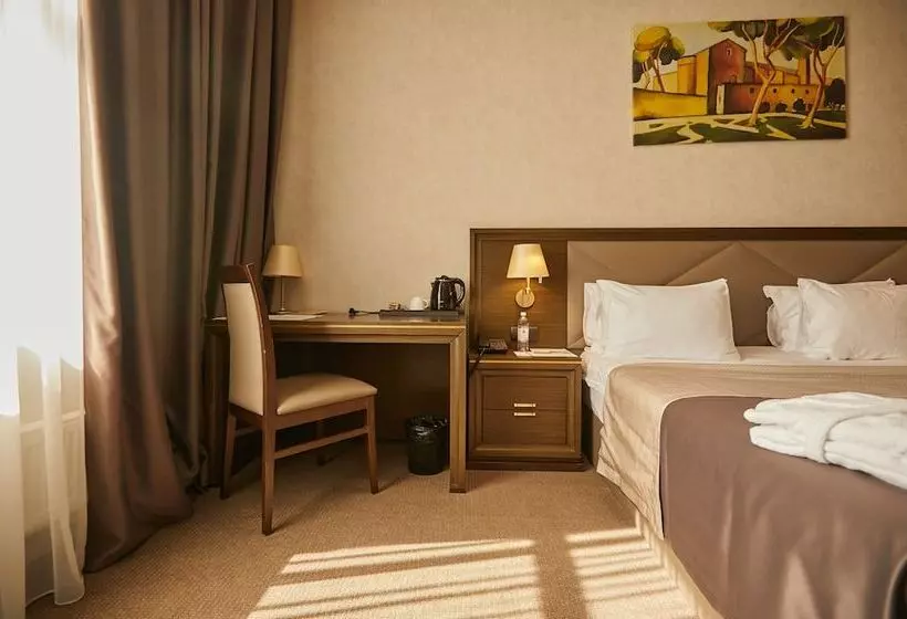 スイート, Sk Royal Hotel Tula