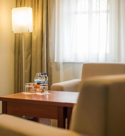 חדר סטודיו סטנדרד, Zajazd Biskupi