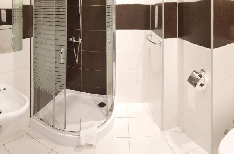 اتاق کلاسیک, Confero