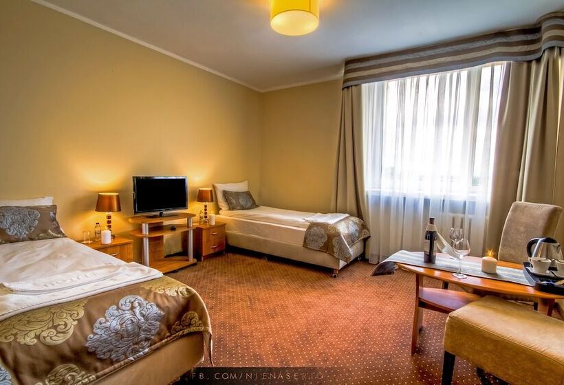 اتاق استاندارد یک نفره, Confero