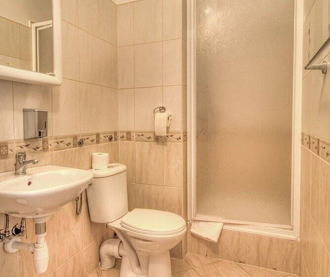 اتاق استاندارد یک نفره, Confero