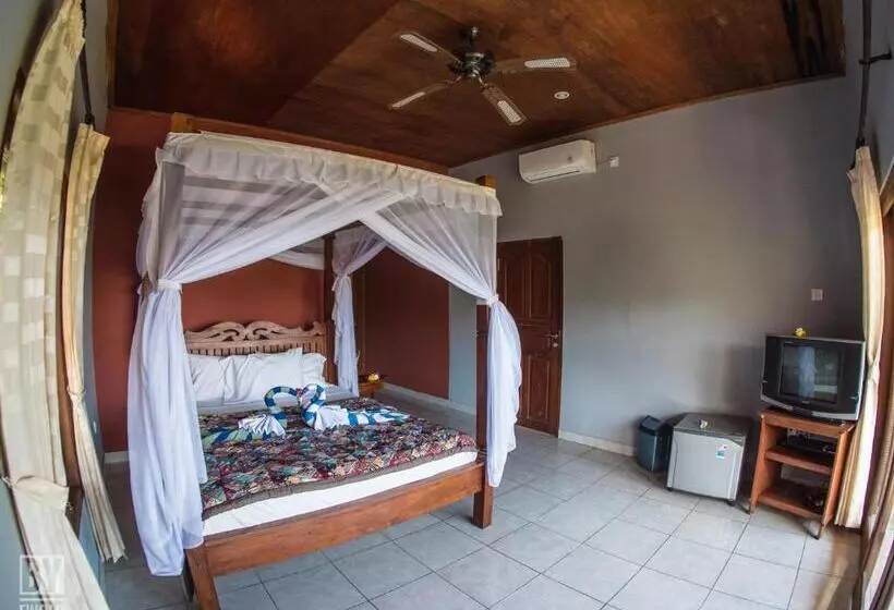 اتاق لوکس با چشم‌انداز دریا, Anugerah Villas