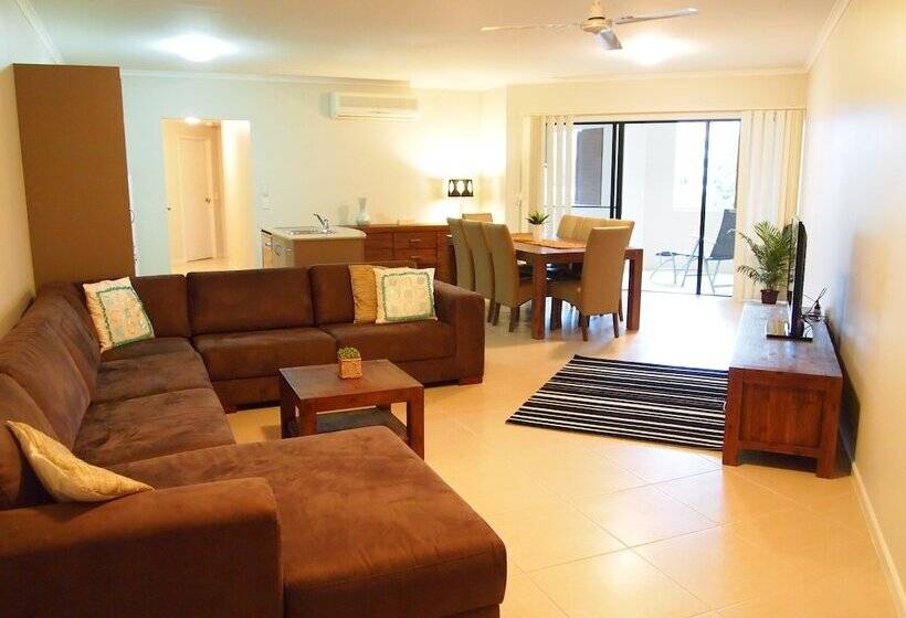 آپارتمان 2 خوابه با بالکن, Edge Apartments Cairns