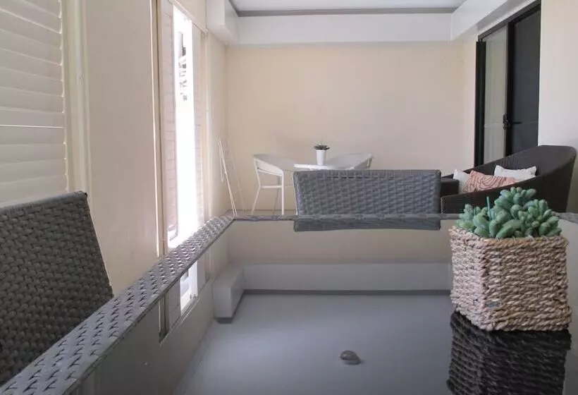 １ベッドルームペントハウスアパート, Edge Apartments Cairns
