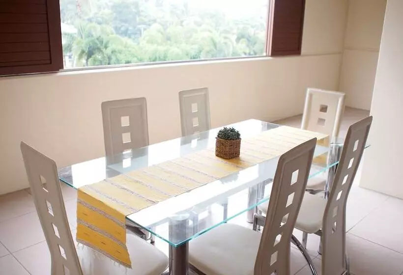 ３ベッドルームアパートメント, Edge Apartments Cairns
