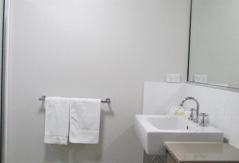 آپارتمان 2 خوابه با بالکن, Edge Apartments Cairns