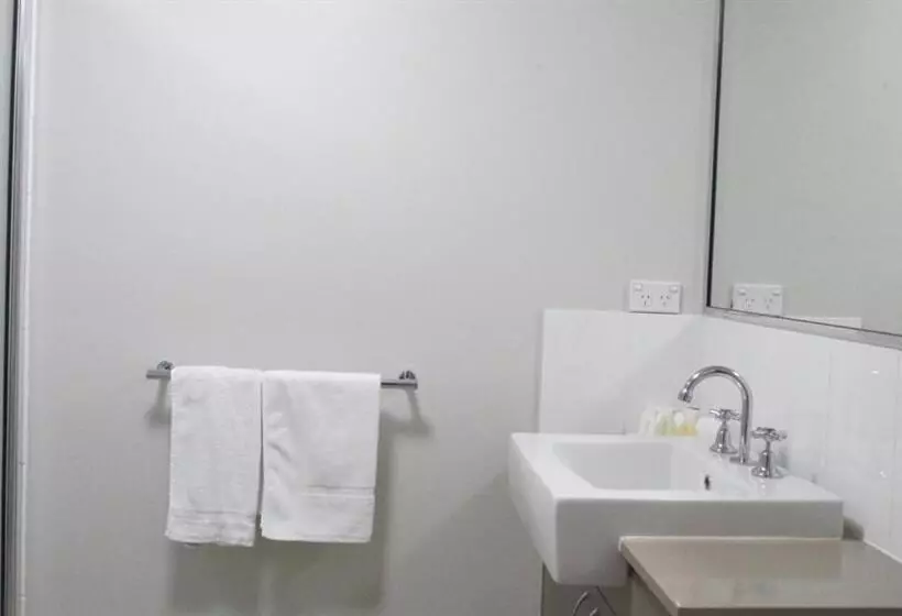 バルコニー付２ベッドルームアパートメント, Edge Apartments Cairns