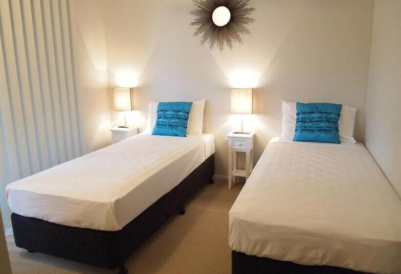 آپارتمان 2 خوابه با بالکن, Edge Apartments Cairns