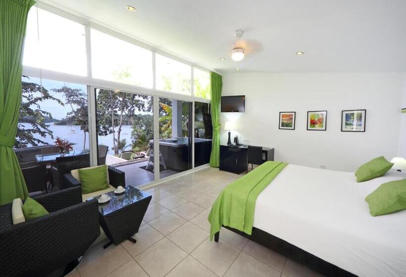 Bungalow Deluxe, Bocas Del Mar