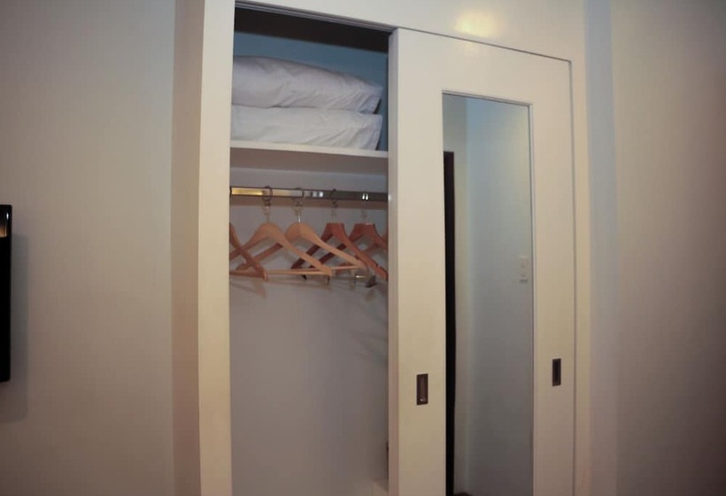 سوییت جونیور, Casablanca Suites Near Airport