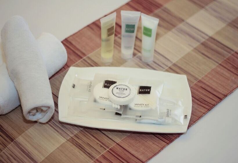 سوییت جونیور, Casablanca Suites Near Airport