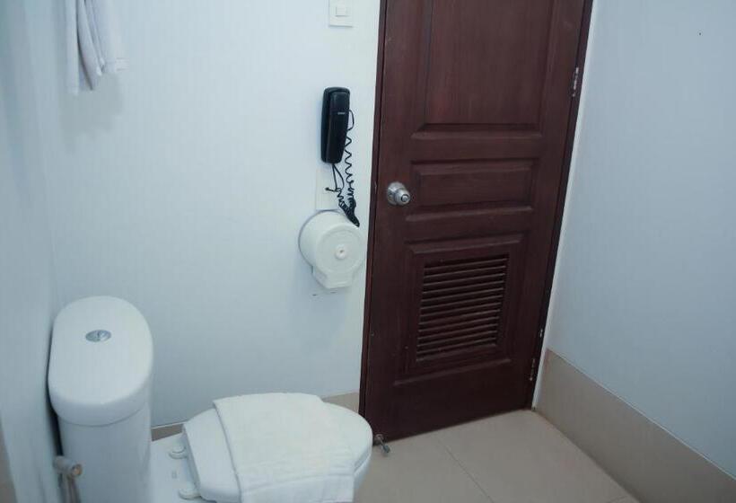 سوییت جونیور, Casablanca Suites Near Airport