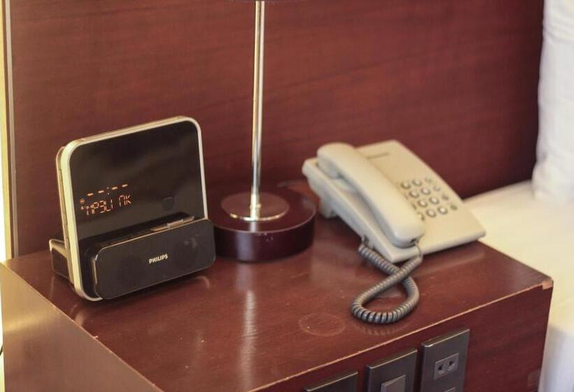 سوییت اجرایی, Casablanca Suites Near Airport