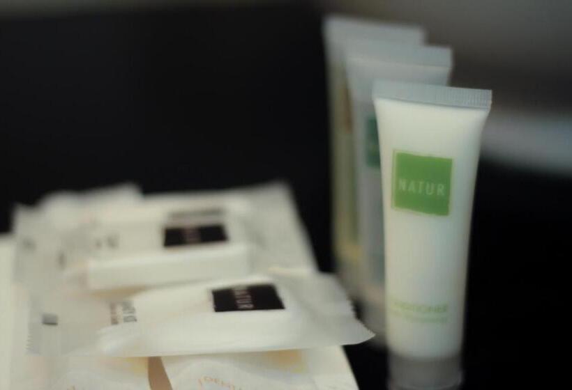 اتاق لوکس, Casablanca Suites Near Airport